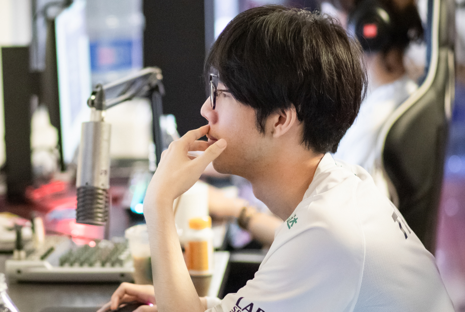 开云体云app登录入口- 上海申花今晨强势反弹风云突变上海申花今夜扳平良机，这操作让人直呼：Rookie爆冷击败勇士